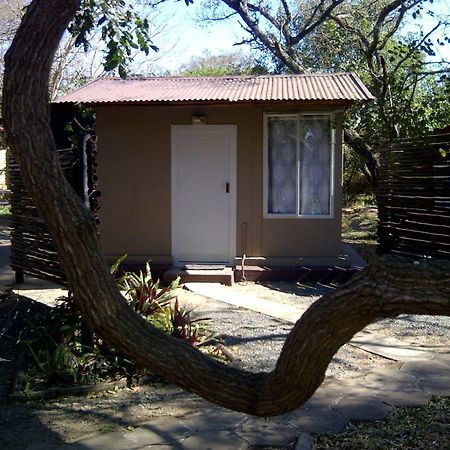 Isinkwe Backpackers Bushcamp Hotel Hluhluwe Buitenkant foto